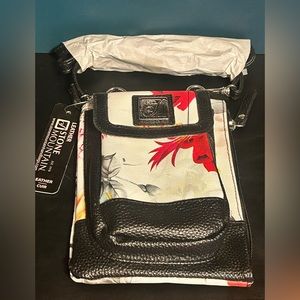 NWT Leather Stone Mountain cross body